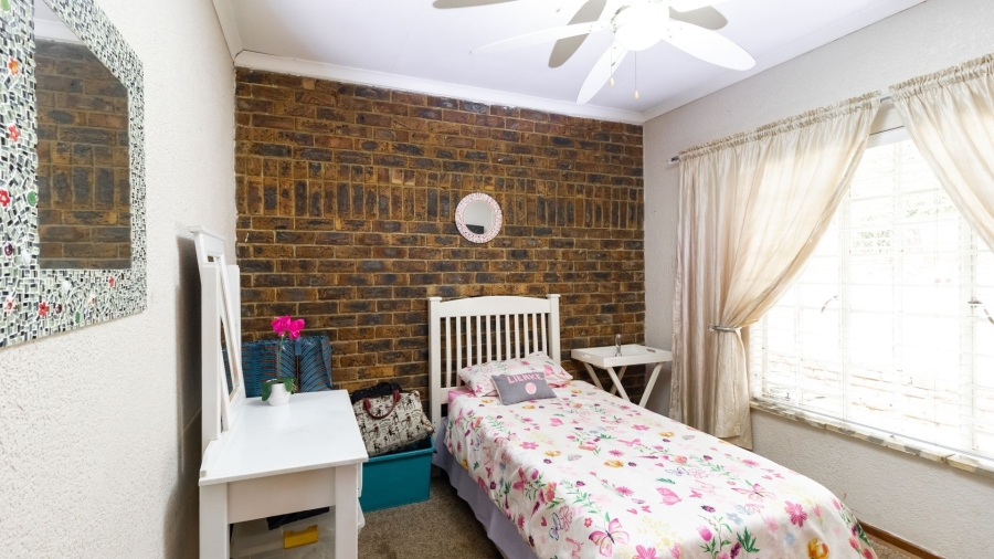 5 Bedroom Property for Sale in Cashan North West